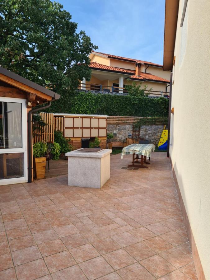 Apartmán Hisa Idej Sežana Exteriér fotografie