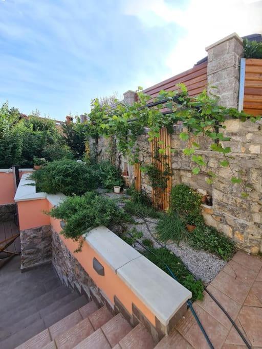 Apartmán Hisa Idej Sežana Exteriér fotografie